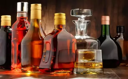 Khwab mein Sharab Dekhna Ki Tabeer in Urdu