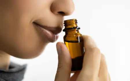 Khwab mein Khushboo Dekhna Ki Tabeer in Urdu