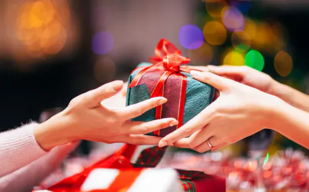 Khwab mein Tohfa Dekhna Ki Tabeer in Urdu