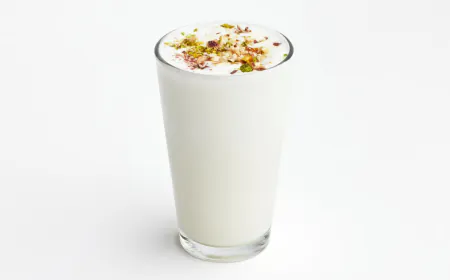 Khwab mein Lassi Dekhna Ki Tabeer in Urdu