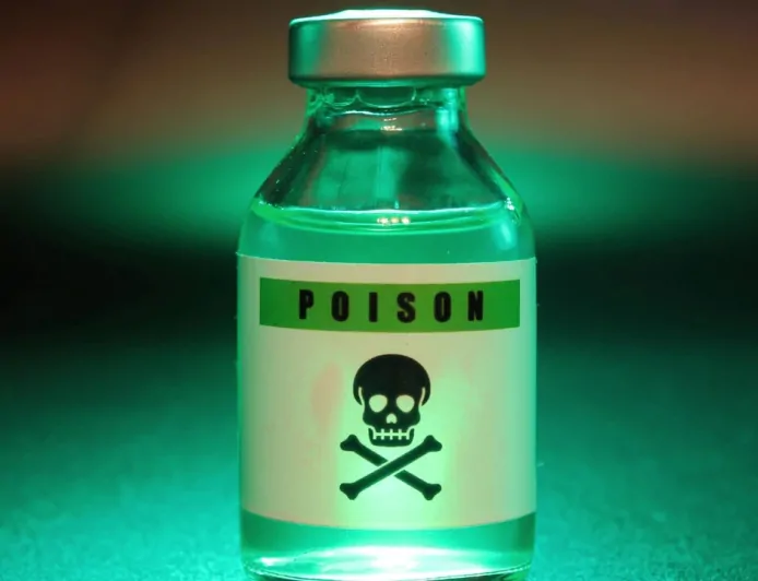 Khwab mein Zeher Peena Dekhna Ki Tabeer in Urdu